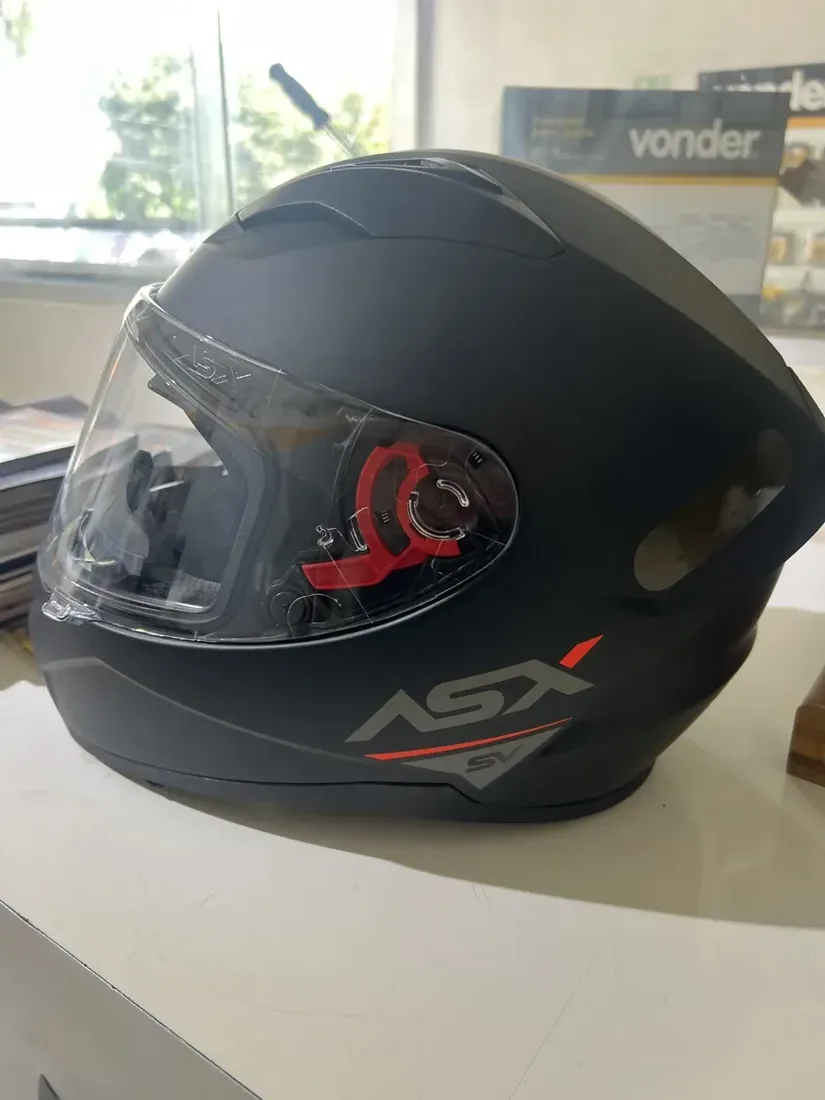 Foto enviada do capacete ASX 8
