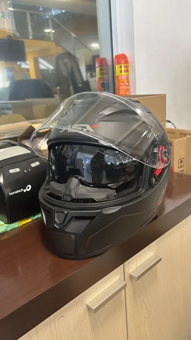 Foto enviada do capacete ASX 9